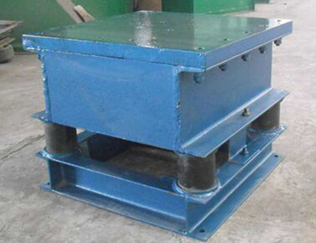 電機(jī)振動(dòng)喂料機(jī)運(yùn)行應(yīng)注意哪些？